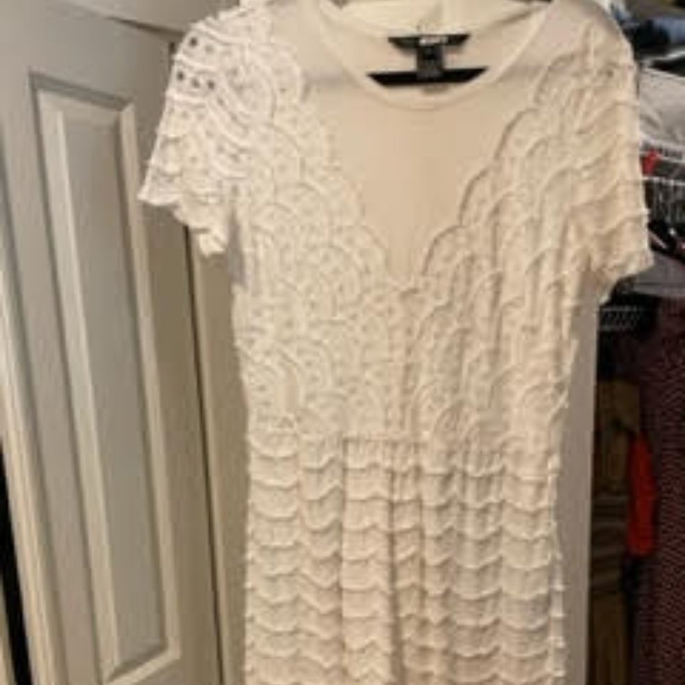 Marc Jacobs White Short Sleeved Scallop Detail Mini T-Shirt Dress